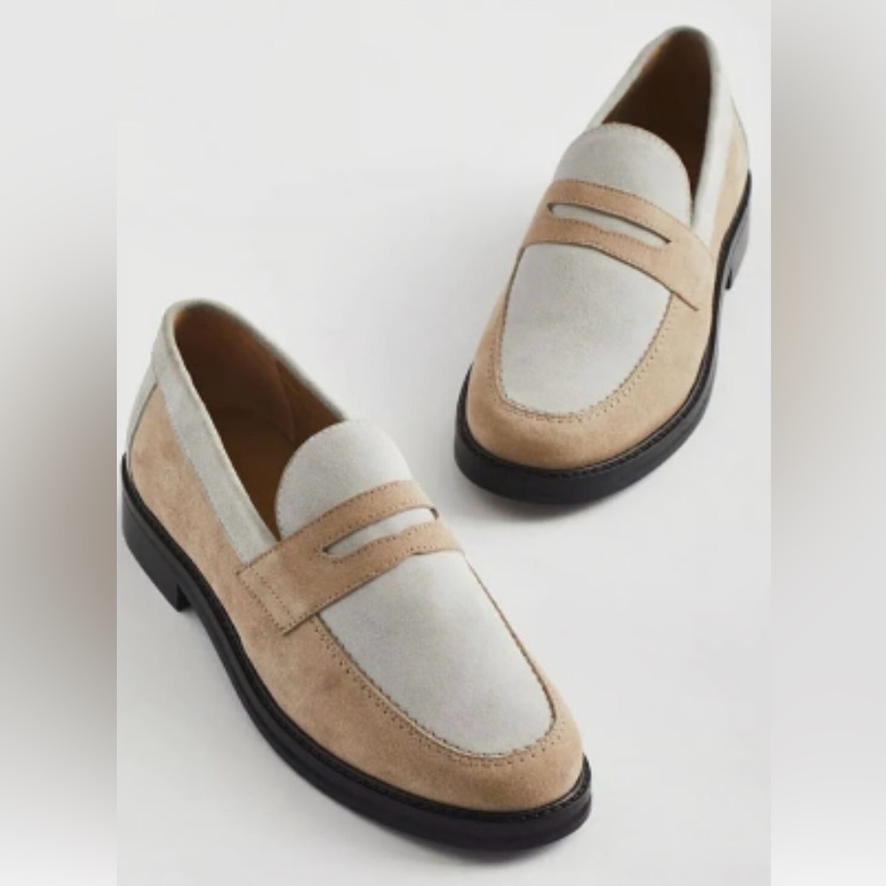 Urban Outfitters UO Suede Loafer Dress Shoe Slip-on